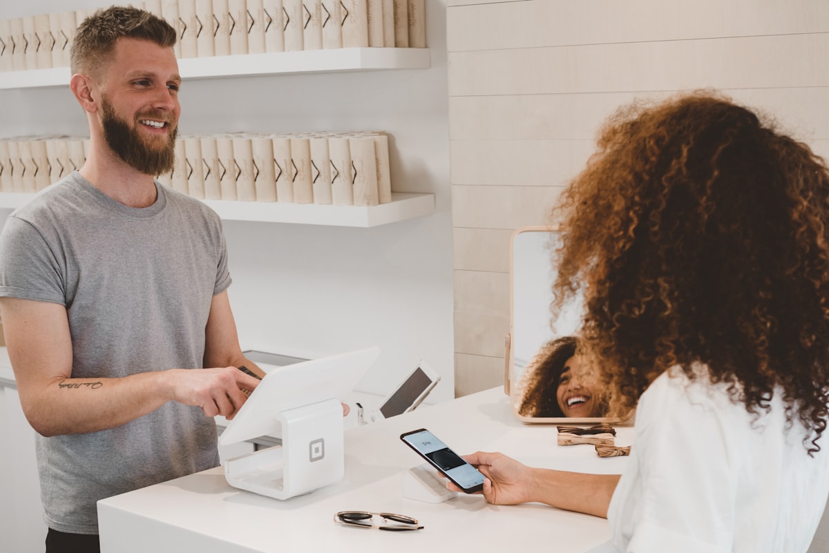 Best Cash Back Credit Cards in 2026: We Compared 50 Cards So You Don’t Have To