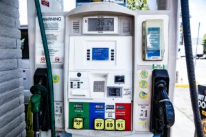 gasoline could drop — Photo by Ekaterina Belinskaya on Pexels