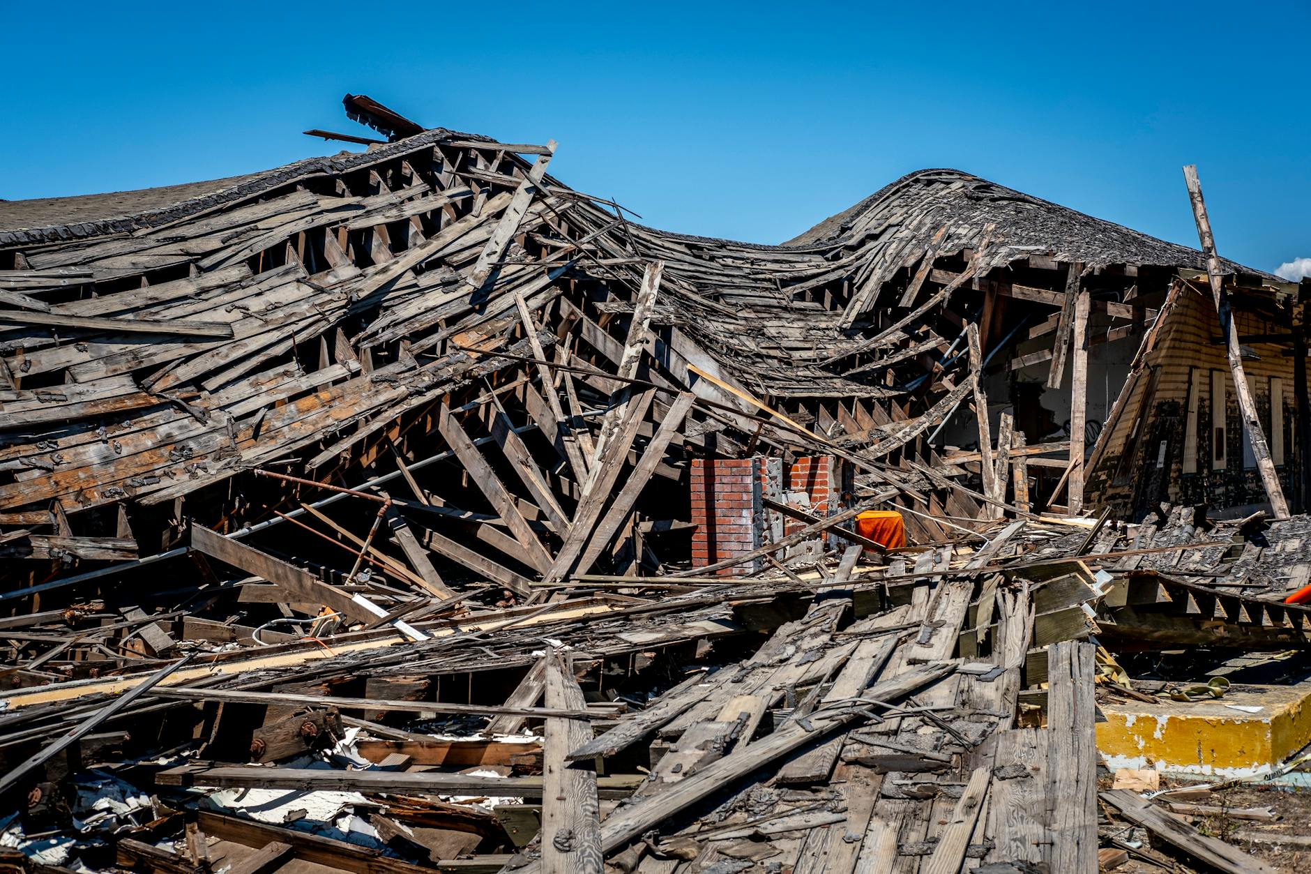 EXPOSED: HOUSING BUBBLE COLLAPSE WARNING 2027 FORECAST