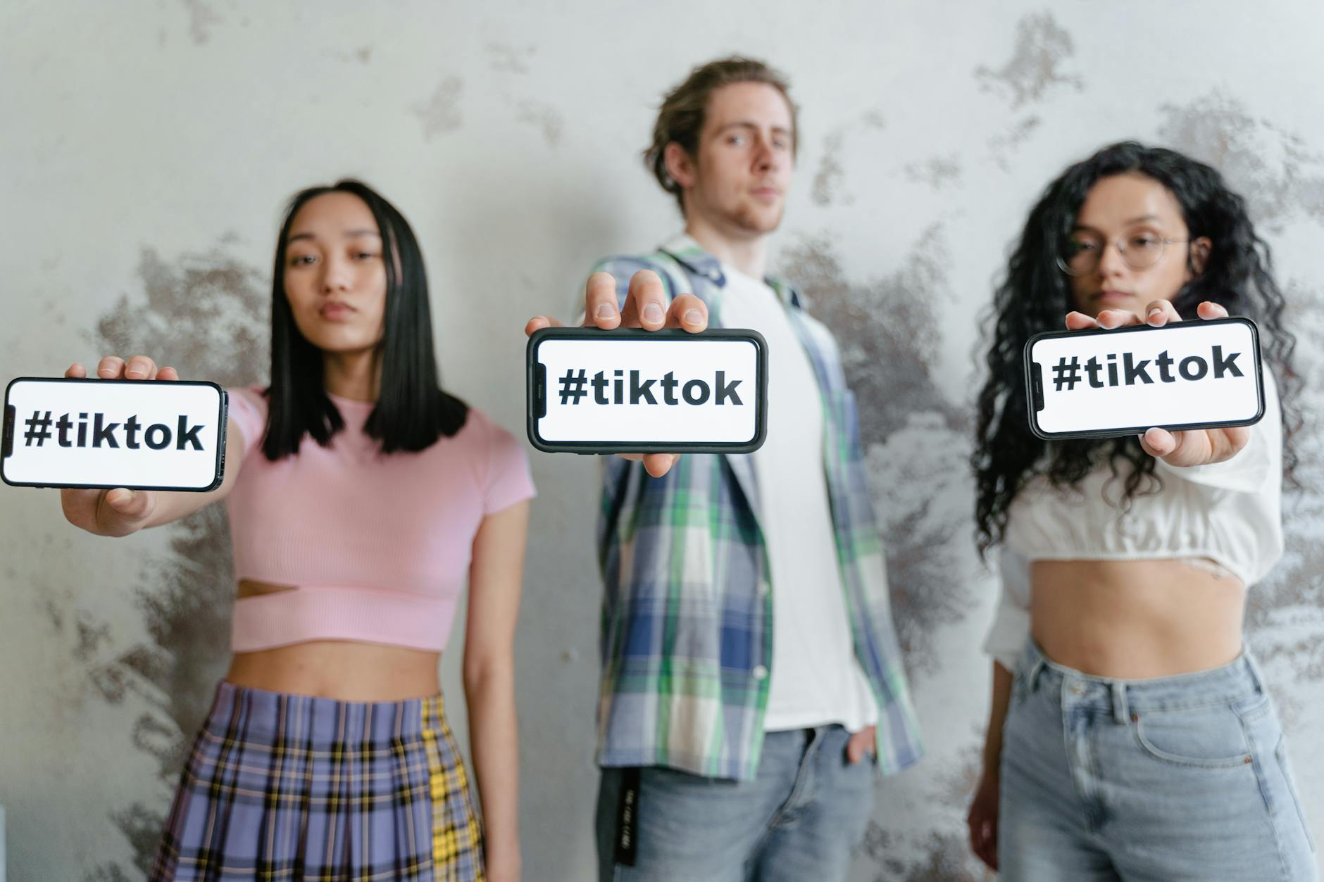THE REAL REASON HOW TIKTOK IS DRIVING AMERICAN EXPATS TO SOUTHEAST ASIA