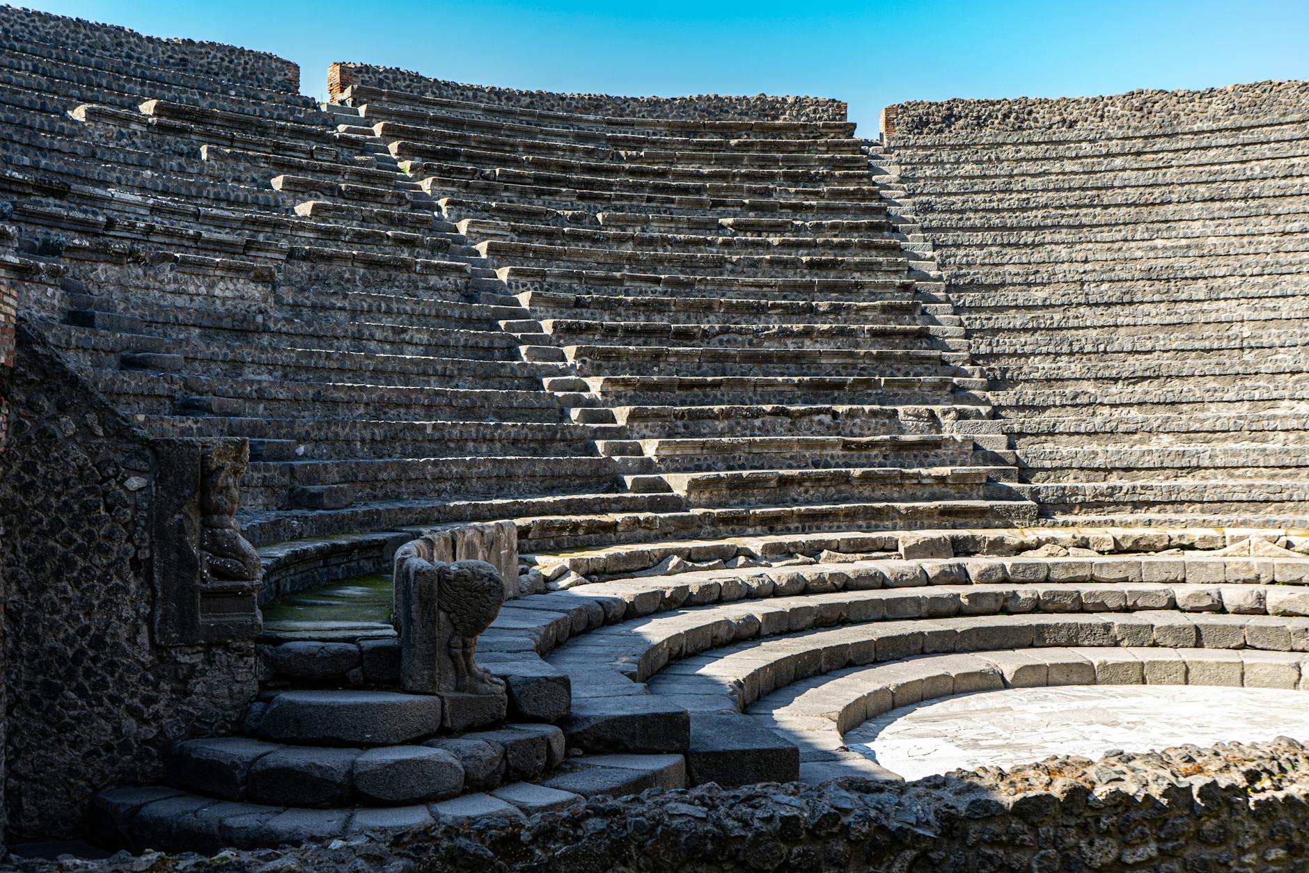 BY THE NUMBERS: POMPEII ARCHAEOLOGISTS USE AI TO RECONSTRUCT MAN KILLED IN VOLCAN
