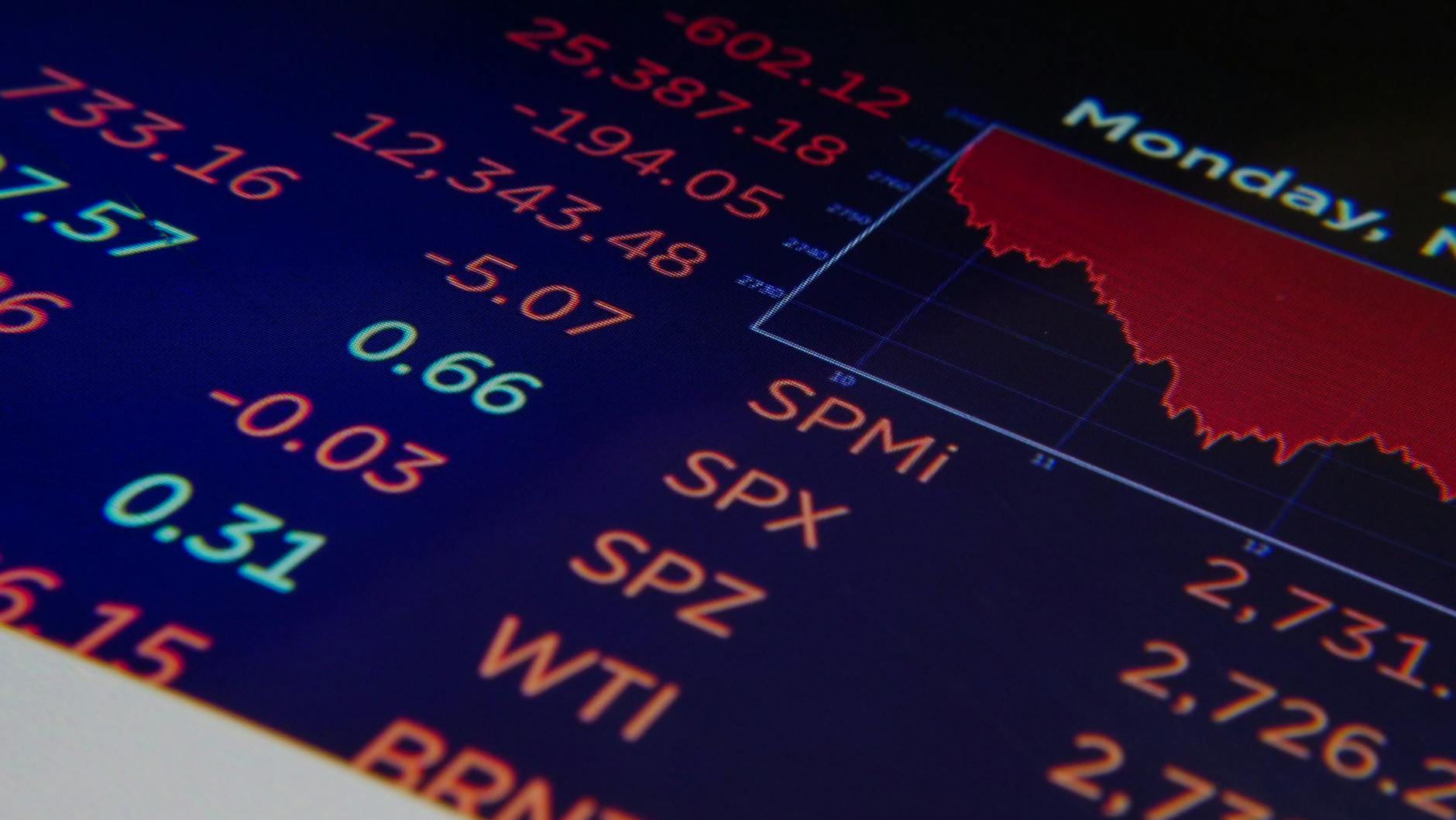 PREDICTION: US Stock Market Will Drop 18-24% Before End of 2026 — The 7 Warning Signs Are All Flashing