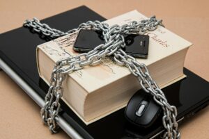 privacy technology court — Photo by Pixabay on Pexels