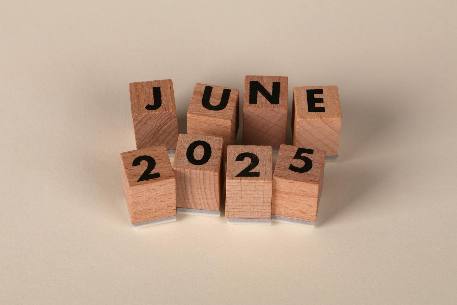 Social Security 2025: Exact Payment Dates, New Amounts, and Who Gets a Raise This Month