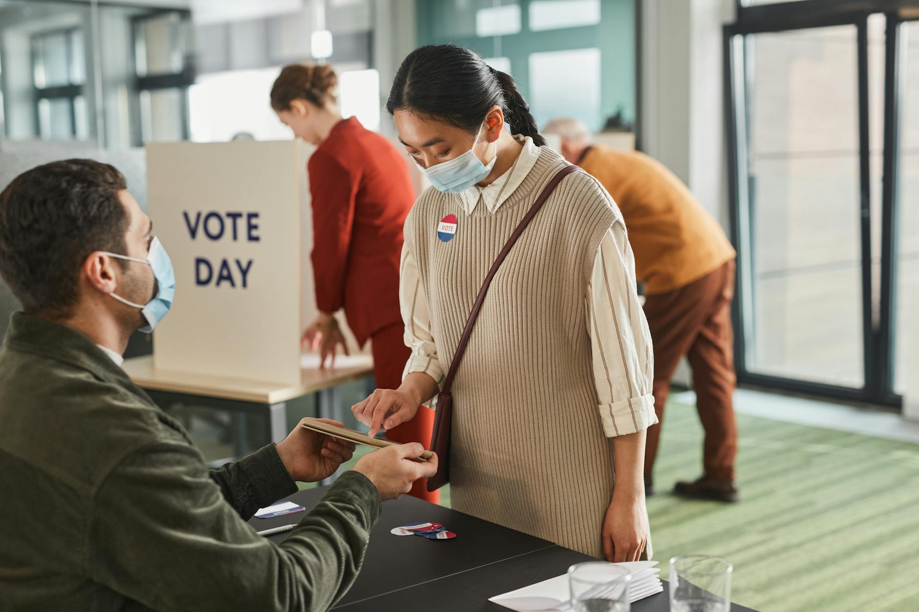 REVEALED: VIRGINIA VOTERS APPROVE REDISTRICTING MEASURE BACKED BY DEMOCRATS