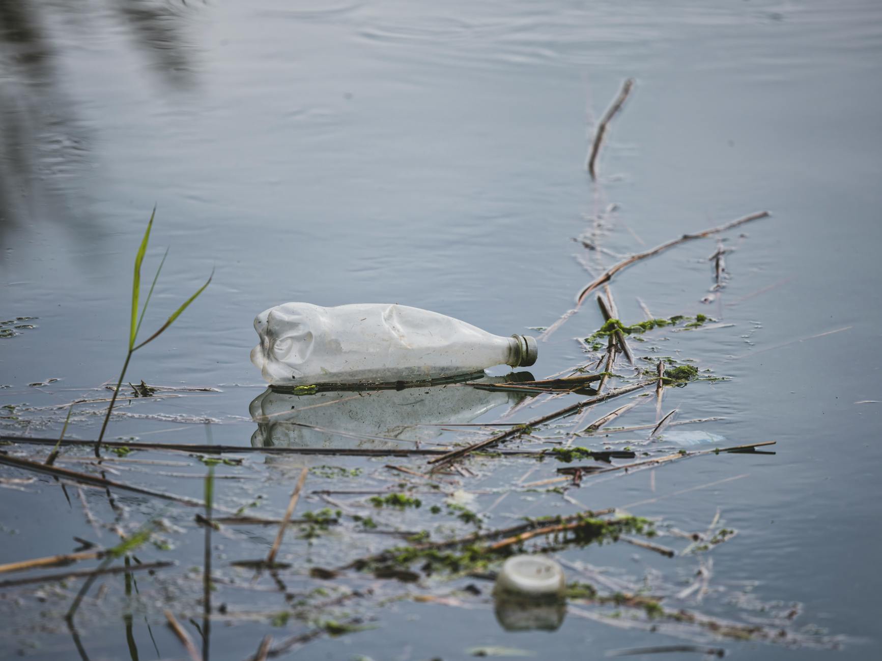 EXCLUSIVE: WATER CONTAMINATION LEAD PIPES 30 MILLION AMERICANS