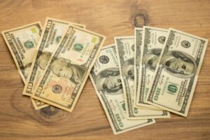 Dollar General vs Dollar Tree 2025: Which Is Actually Cheaper (We Checked 47 Items) — Photo by Engin Akyurt on Pexels