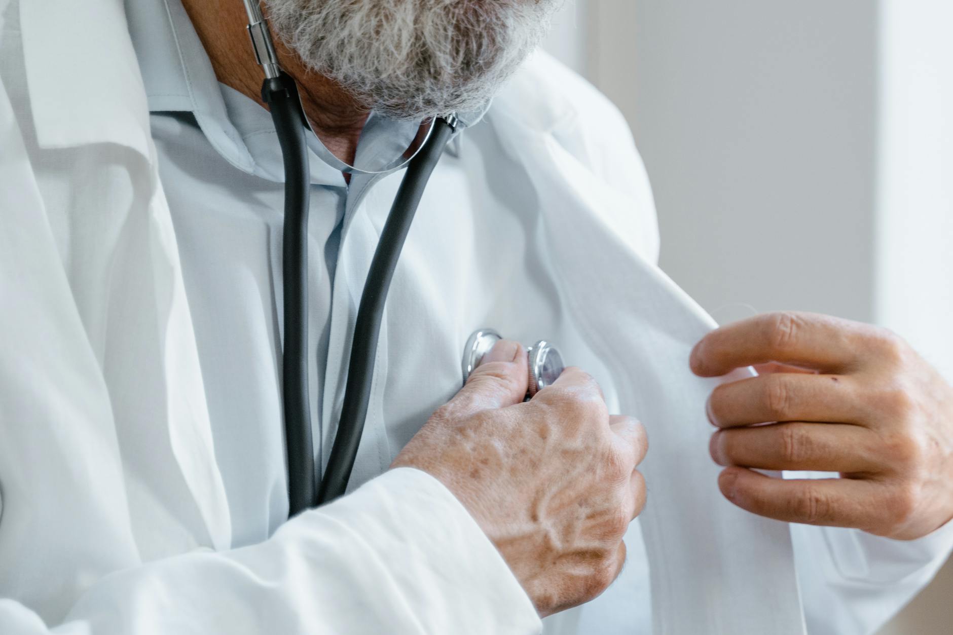 PREDICTION: DOCTORS CHECKED BIDEN JUST AFTER TRUMP DEBATE AS JILL BIDEN FEARE