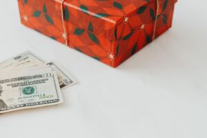 Dollar General vs Dollar Tree 2025: Which Is Actually Cheaper (We Checked 47 Items) — Photo by www.kaboompics.com on Pexels