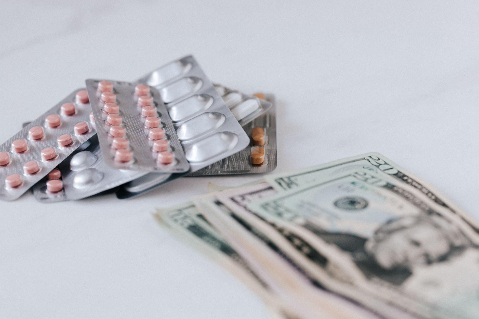 GoodRx vs Cost Plus Drugs: Which Saves You the Most Money on Prescriptions in 2025