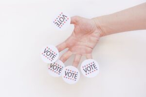 iowa voters pick — Photo by Mikhail Nilov on Pexels